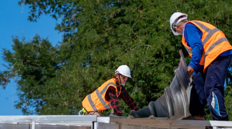 Professional residential roofers in Loop, TX